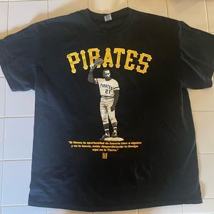 Pittsburgh Pirates T-Shirt 🖤 💛